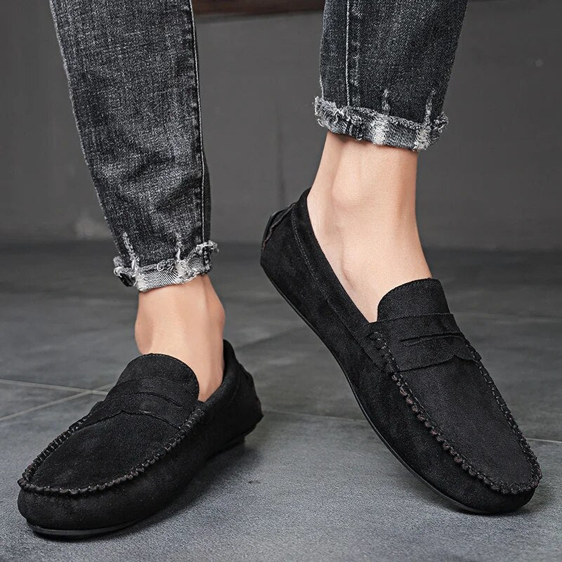 Aichashi New Suede Men Casual Shoes Breathable Comfort Slip-on Mens Driving Shoes Fashion Male Lazy Shoes Luxury Brand Loafers Moccasins