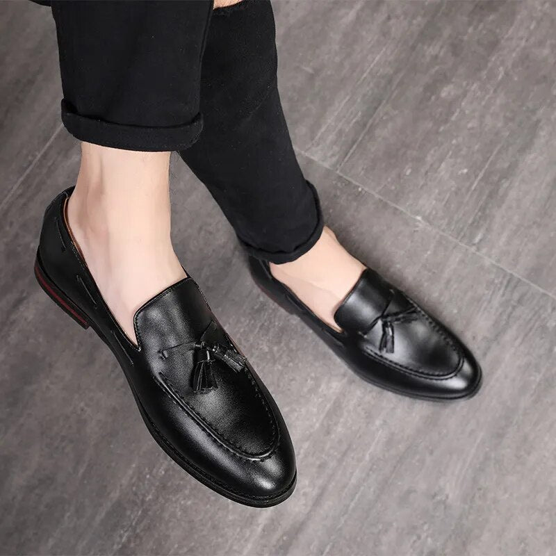 Aichashi Spring/Autumn New Classic Men Business Shoes British Breathable Simple Tassel Style Casual Dress Shoes Mens Loafers Size 37-48