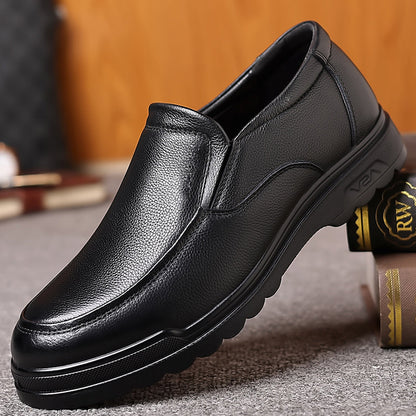 Aichashi Handmade Genuine Leather Shoes for men Casual Soft Rubber Loafers Business dress Shoes Casual Plus Velvet Spring Autumn Luxury