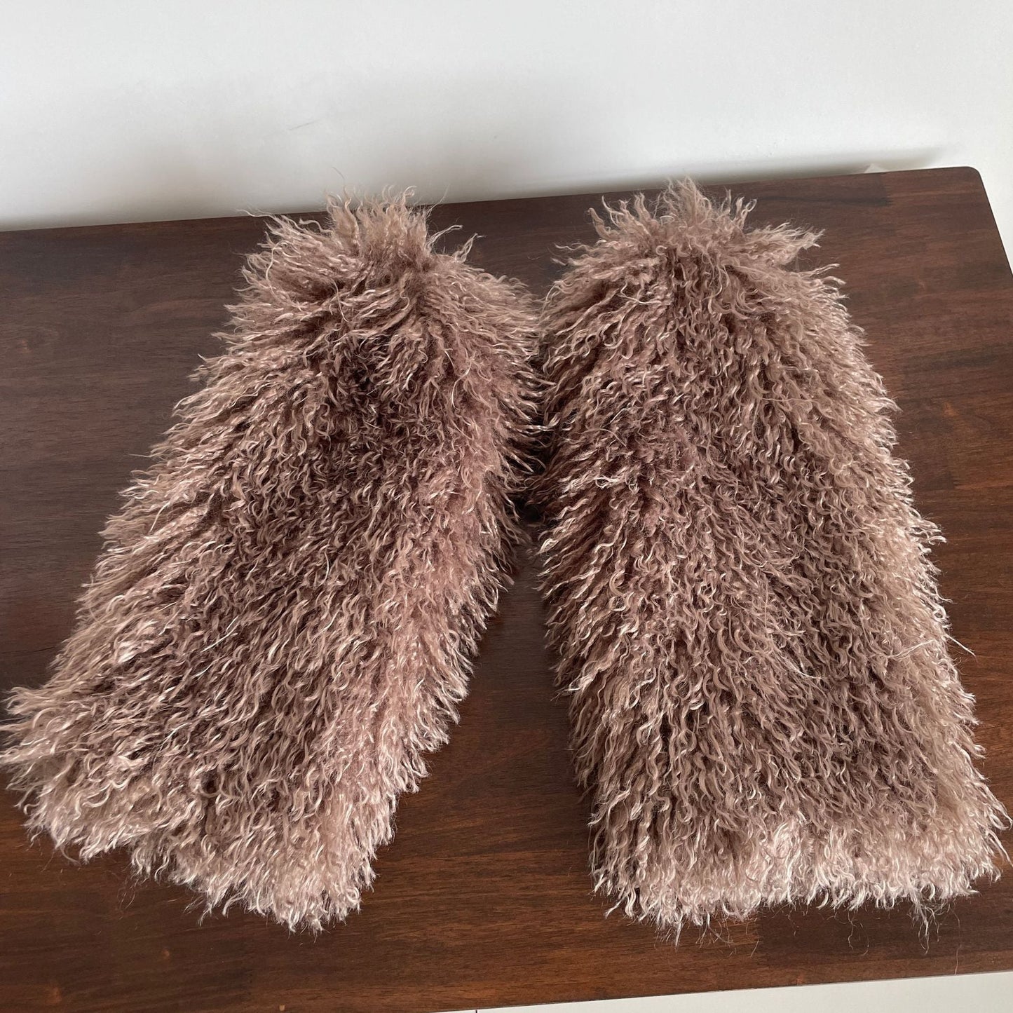 Aichashi fall trends 2024 outfits Teddy Leg Cover Autumn and Winter Vintage Modern Hot Girl Y2ky Sub-Culture Furry Leg Cover Thickened Slimming Faux Fur Socks