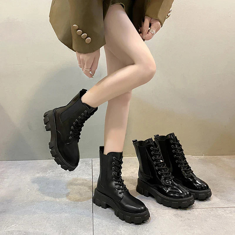 Aichashi New Fashion Thick Sole Thick Heel Women's Boots Large Size Women's Shoes Black Platform Sole Small Short Boots