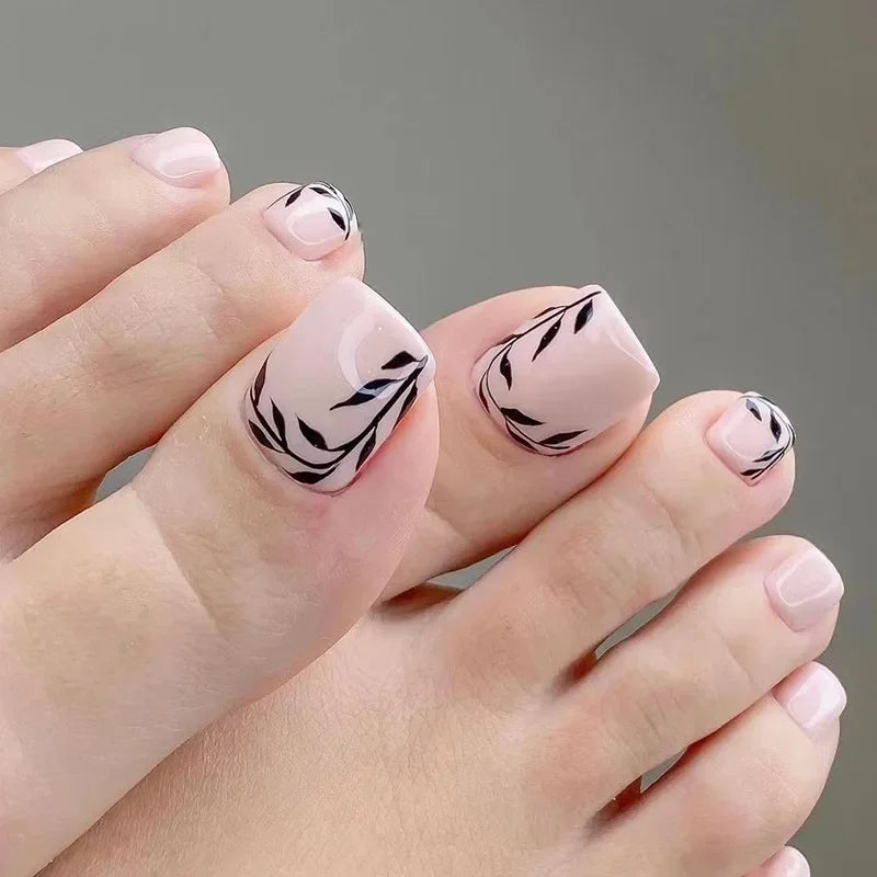 Aichashi 24P White Simple Toe Nails Tips Smudged Leopard Removable Acrylic Press On Toenail Short Full Cover Artificial Foot Fake Toenail