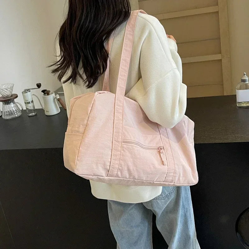 Aichashi Casual Large Capaci Nylon Cloth Bag Women 2024 New Fashion Commuter Shoulder Bag Short-Distance Travel Bag Fitness Bags