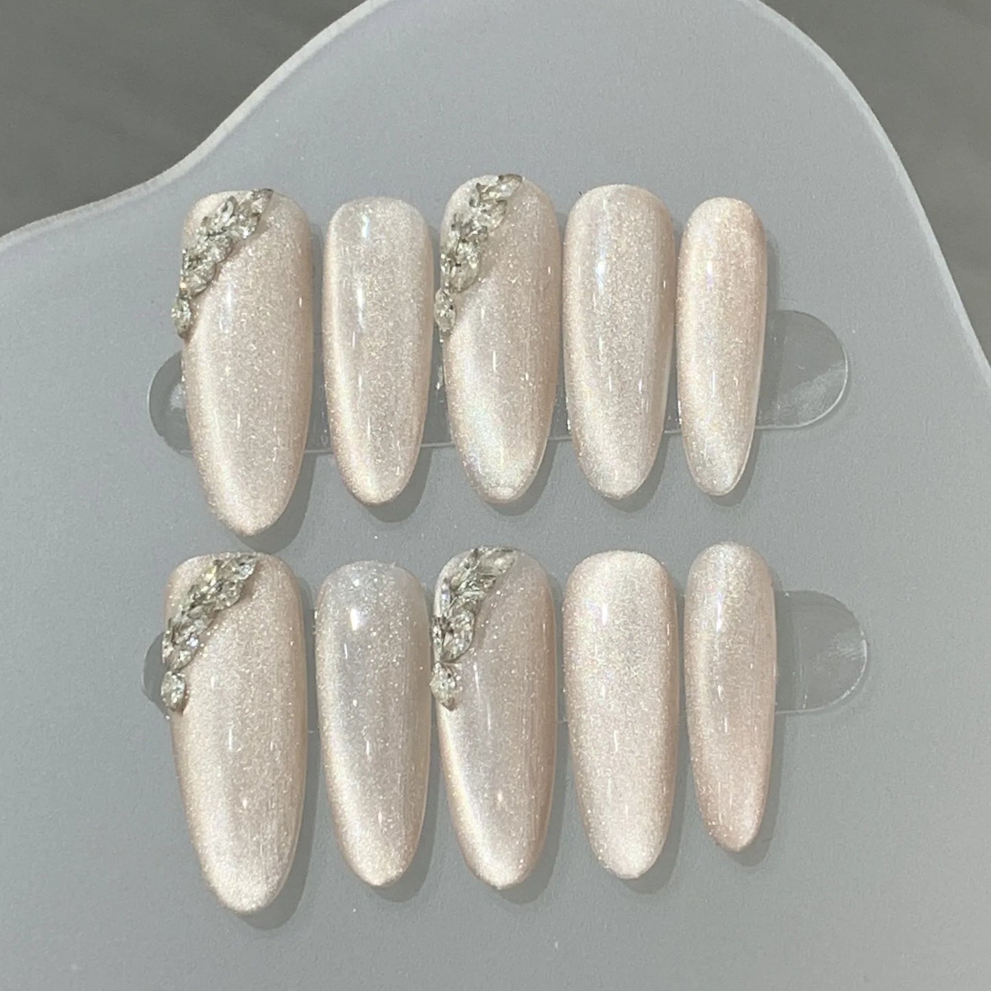 Cat Eye Love press on acrylic nails almond Handmade Wearable false Nails Irregular Diamonds full cover ballet fake Manicure