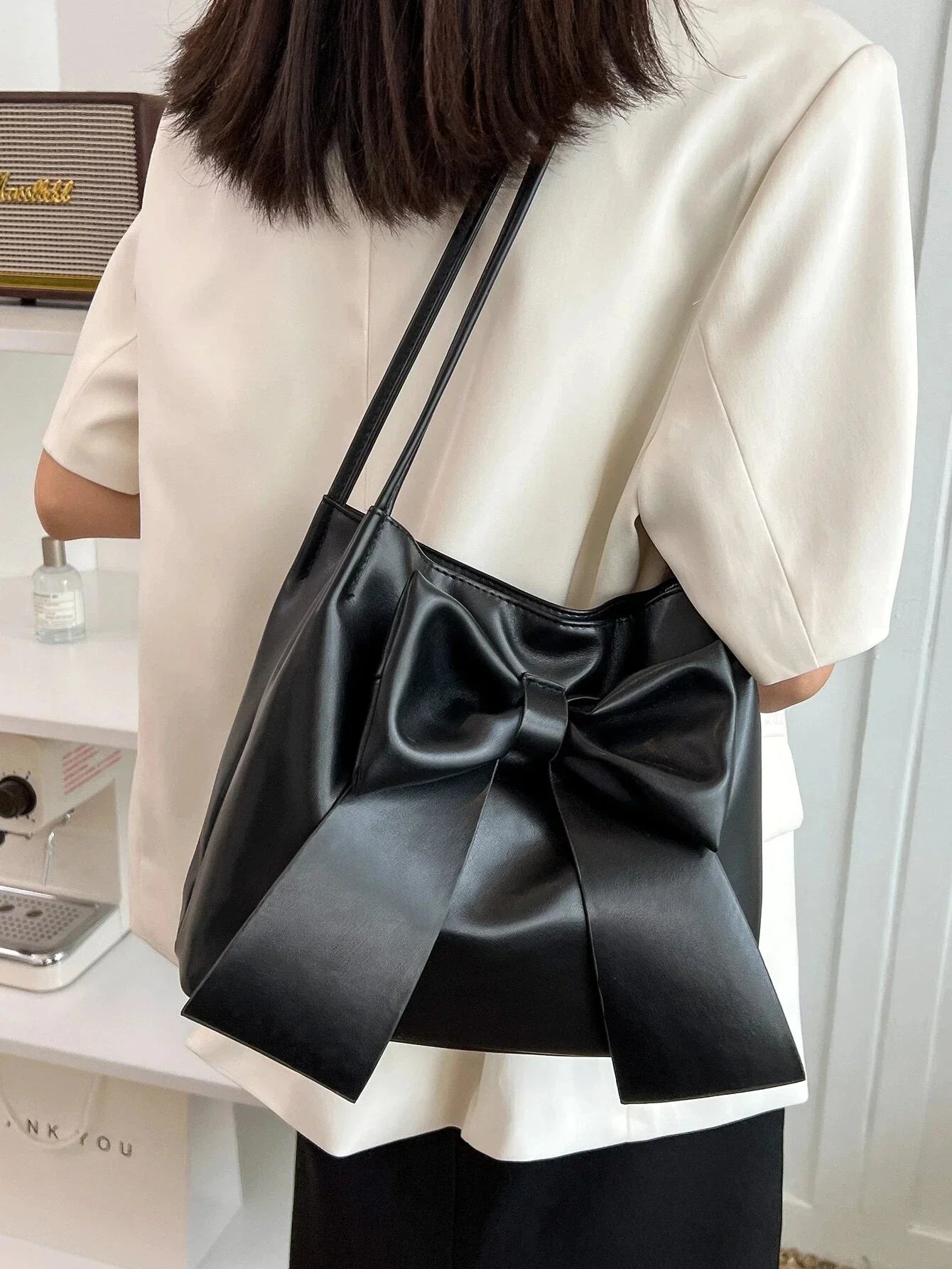 Aichashi Fashionable Large Capacity Bow Knot Shoulder Bag Cute Kawaii Bow Decor Water Bucket Bag Lightweight Casual Handbag