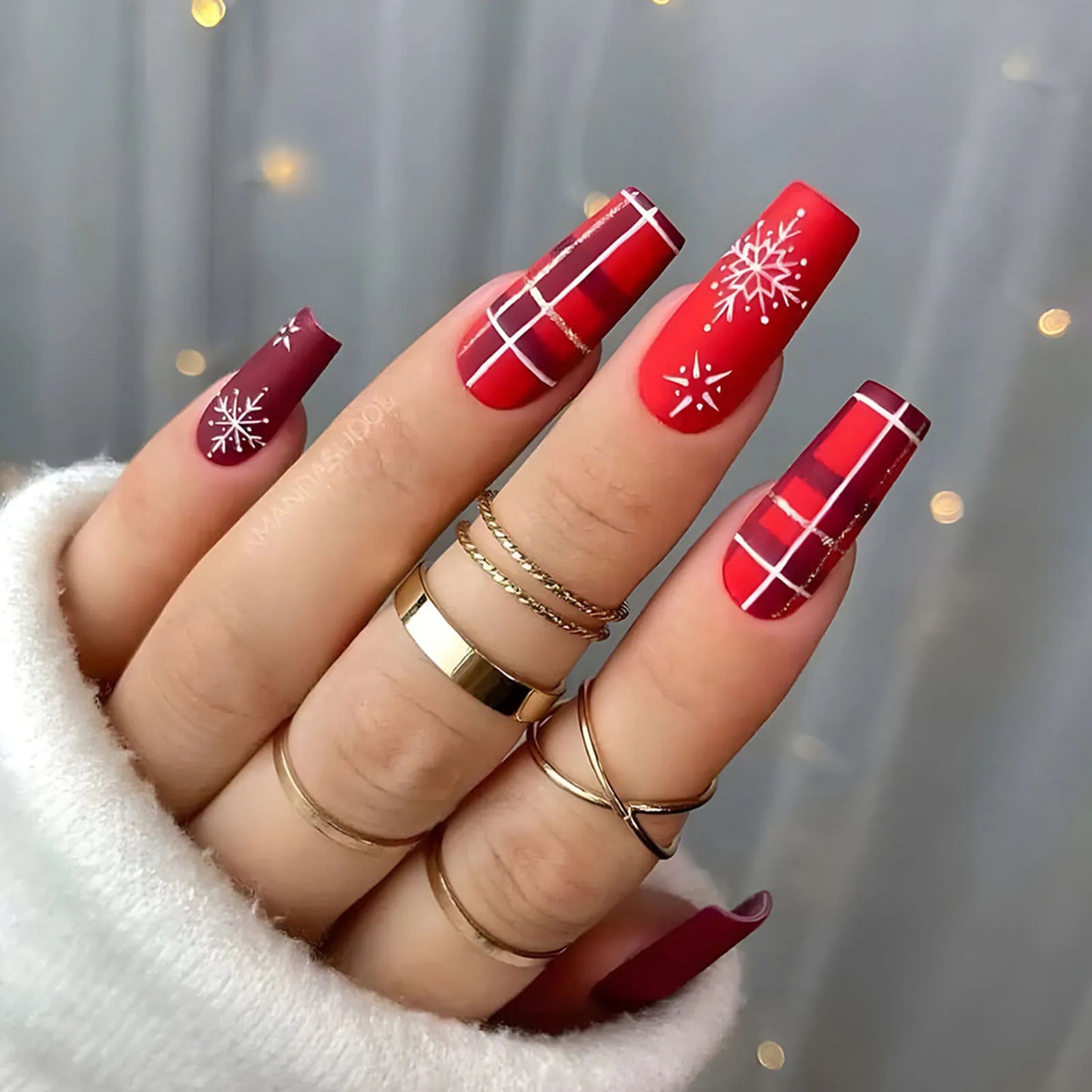 aichashi New Christmas Fake Nails Cute Elk Snowflake Pattern Red Color Press on Nails Artificial Nails Tip Christmas Gifts for Girls