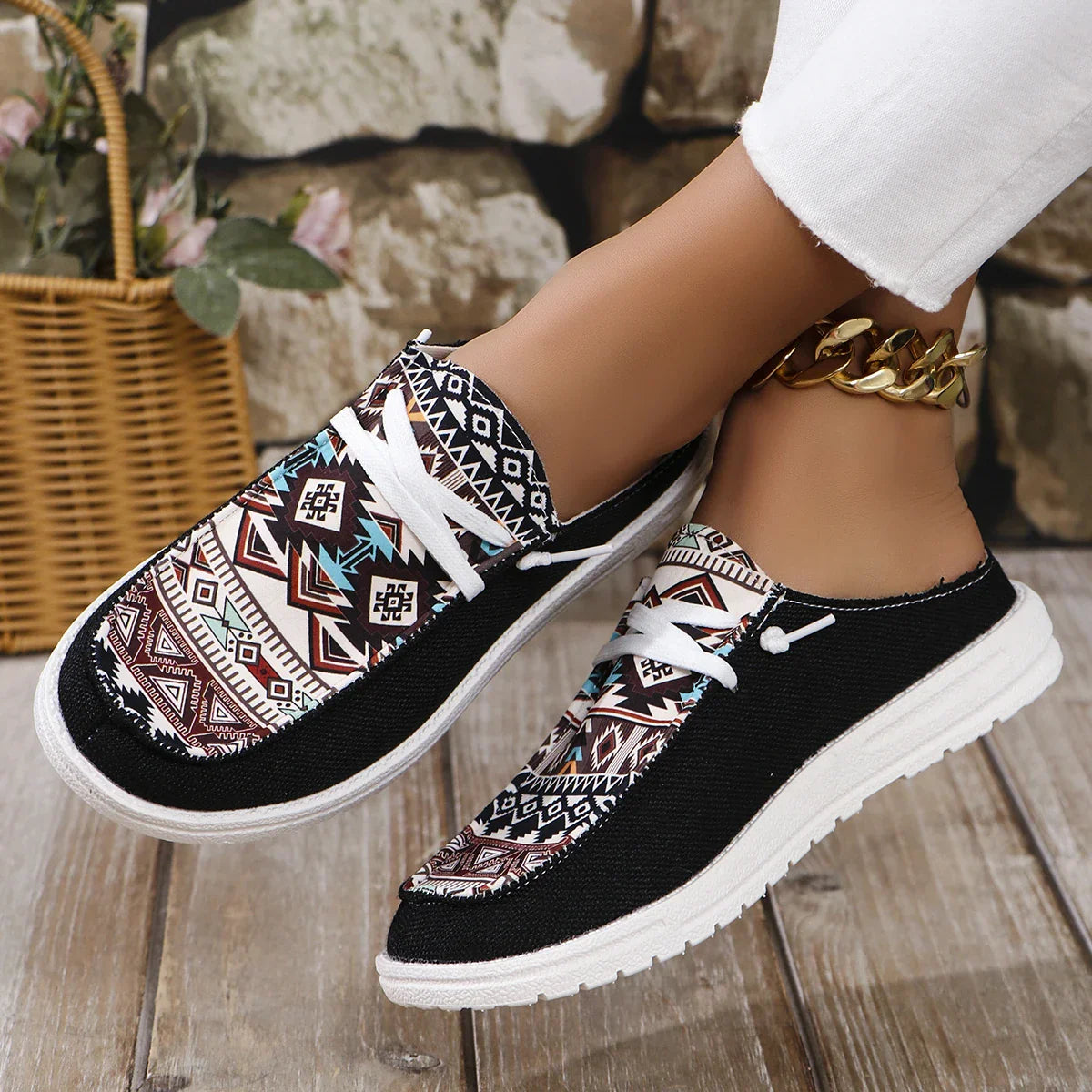 Aichashi Ethnic Style Printed Flat Shoes Women 2024 Summer Lightweight Slip On Canvas Shoes Woman Closed Toe Non Slip Casual Slippers