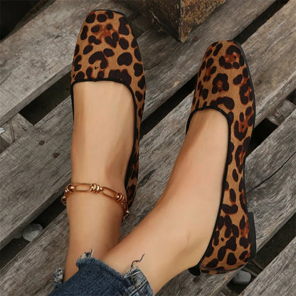 Aichashi 2024 Spring and Autumn Fashionable Comfortable Elegant Versatile and Wear-resistant Casual Flat-soled Leopard Print Shoes