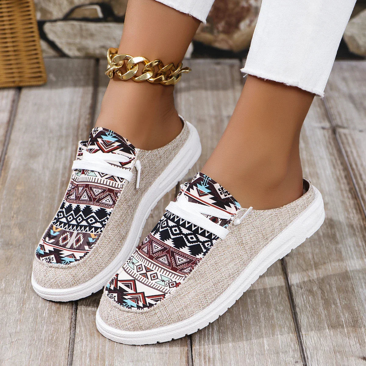 Aichashi Ethnic Style Printed Flat Shoes Women 2024 Summer Lightweight Slip On Canvas Shoes Woman Closed Toe Non Slip Casual Slippers