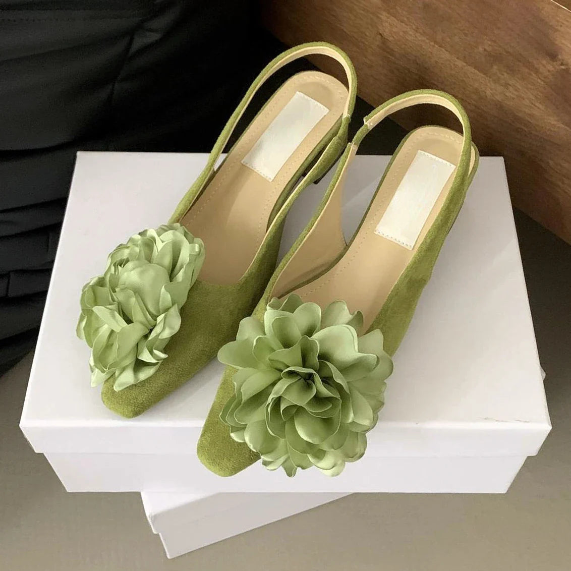 aichashi  -  Flower Chunky Heel Mule Shoes Women Suede Fashion High Heels Green Pointed Toe Low Heel Sandals Flowers Mary Jane Women Pumps