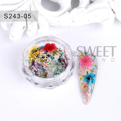 Aichashi 1Box Nail Art Flower Decoration Delicate 3D Dried Flower Nail Art Decorations Exquisite Nail Art Beauty For Charms Accessories