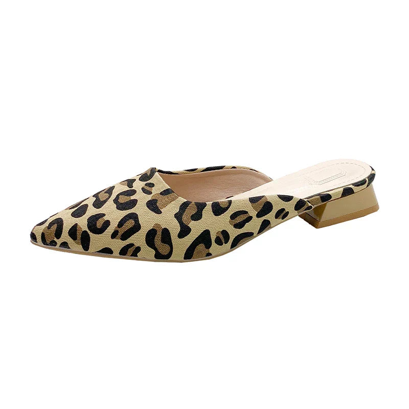 Aichashi 2024 Summer New Women's Fashion Slippers Pointy Leopard Print Design Light and Thin Low Heel Black Design Casual Shoes