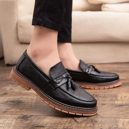 Aichashi Men Casual Shoes Fashion tassel Men Shoes Breathable Men Loafers Moccasins Slip on Men's Flats Male Shoes Stylish Footwear